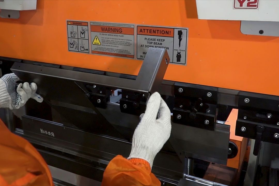 praca-przy-zaginarce Obsługa zaginarki